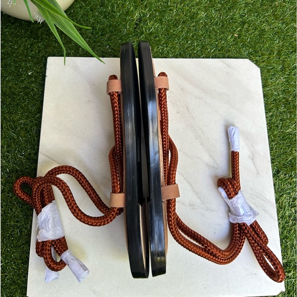 rag & bone Infinity Sandal (Women)size 36 US 6 
$375.00 new - Picture 6 of 15